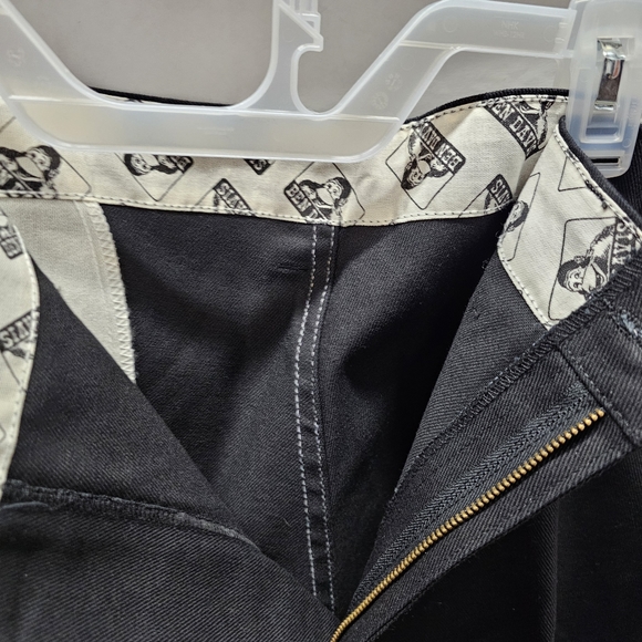 Ben Davis - Picture 4 of 6